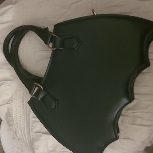 NWOT Bat crossbows purse - Picture 3 of 5